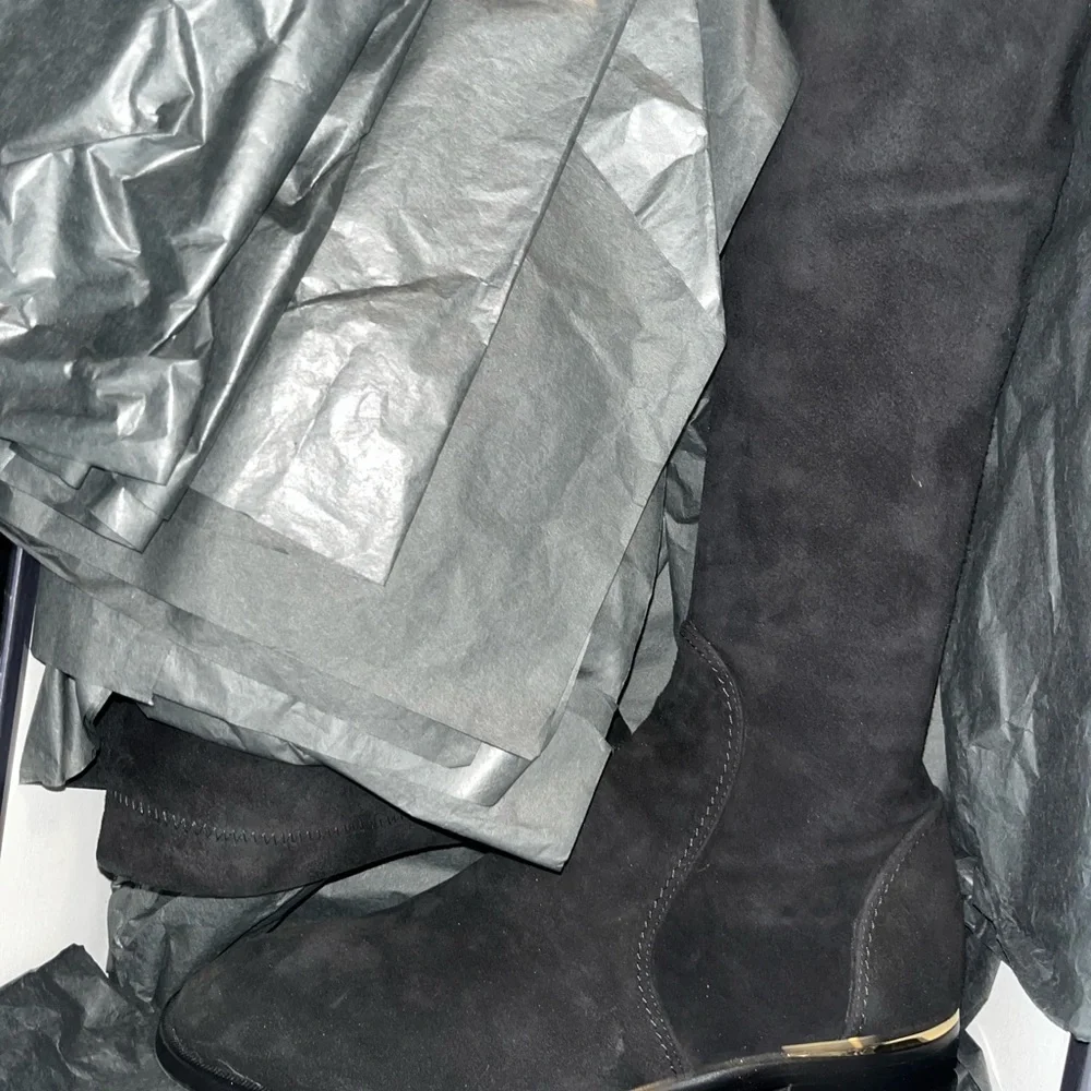 Women’s  Black Louis Vuitton OTK boots - Picture 7 of 8